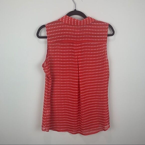 Liz Claiborne red sleeveless collar shirt w stars - Picture 5 of 7